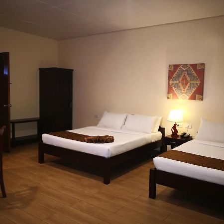 Sea Garden Resort Iloilo Exterior photo