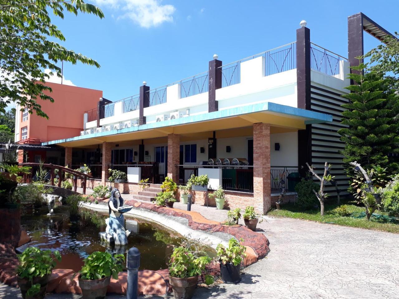 Sea Garden Resort Iloilo Exterior photo