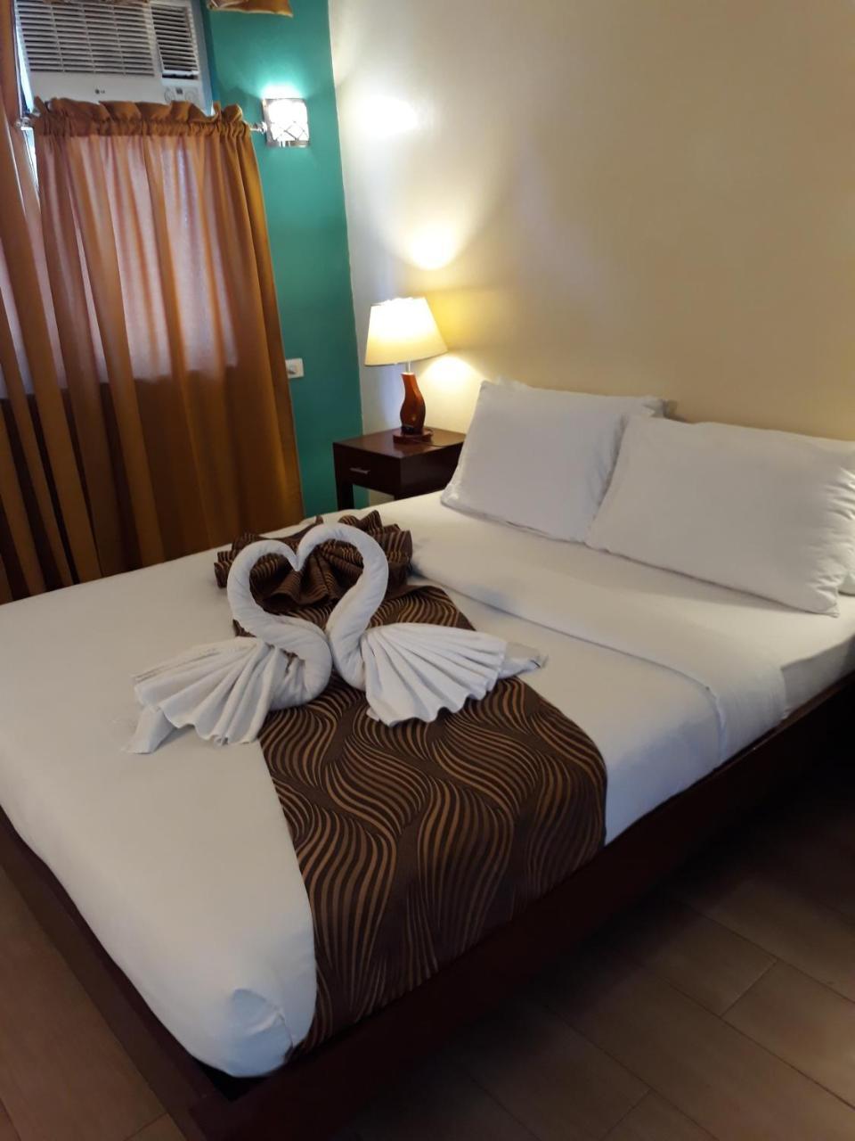 Sea Garden Resort Iloilo Exterior photo