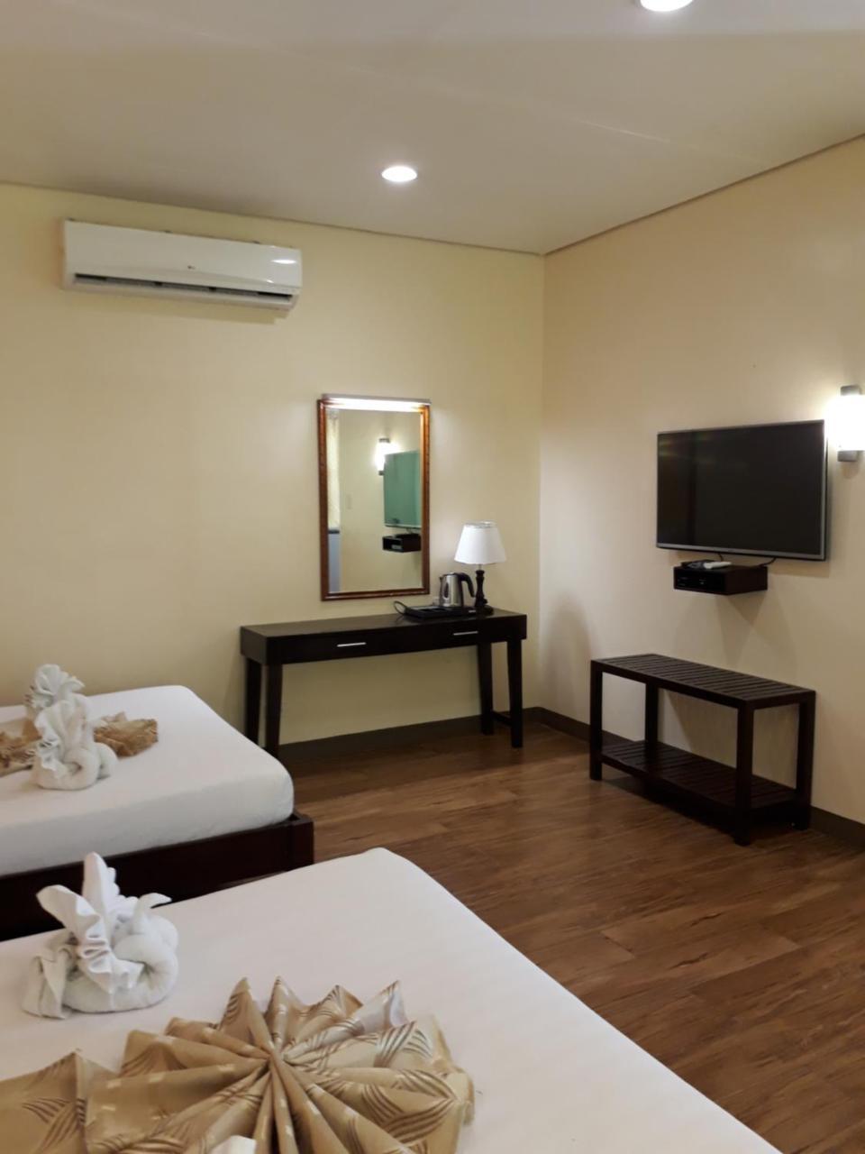 Sea Garden Resort Iloilo Exterior photo