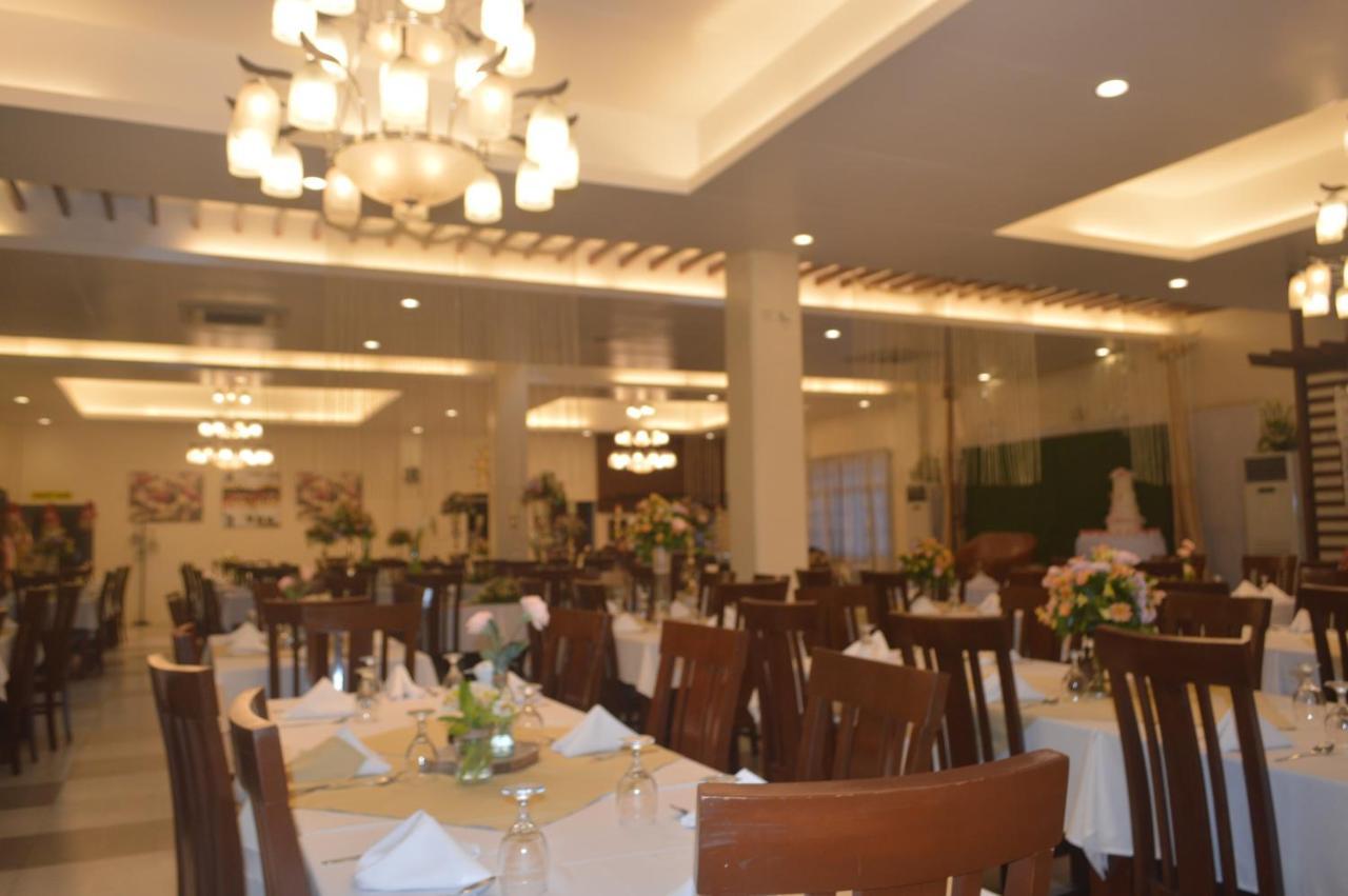 Sea Garden Resort Iloilo Exterior photo